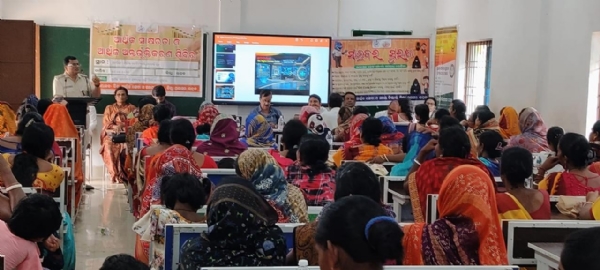 arthika swakharata arthika swakharata