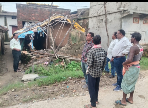 କଂଗ୍ରେସର ବନ୍ୟାଂଚଳ ପରିଦର୍ଶନ କଂଗ୍ରେସର ବନ୍ୟାଂଚଳ ପରିଦର୍ଶନ