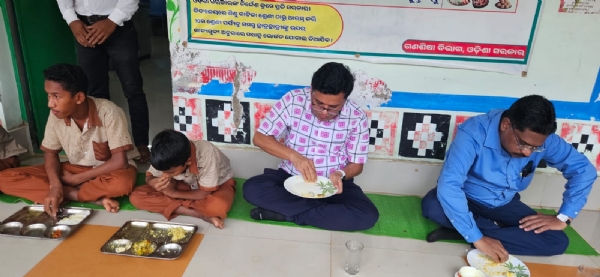 ମାଲକାନଗିରିରେ ଶିକ୍ଷା ଓ ବିକାଶମୂଳକ କାର୍ଯ୍ୟର ସମୀକ୍ଷା କଲେ ଗଣଶିକ୍ଷା ସଚିବ ଏନ୍. ତିରୁମାଲା ନାଏକ୍