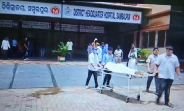 ଘଣ୍ଟେଶ୍ୱରୀ ମନ୍ଦିର ନିକଟରେ ଯୁବକଙ୍କୁ ଛୁରାମାଡ଼, ଗୁରୁତର ଅବସ୍ଥାରେ ଡାକ୍ତରଖାନାରେ ଭର୍ତ୍ତି ଘଣ୍ଟେଶ୍ୱରୀ ମନ୍ଦିର ନିକଟରେ ଯୁବକଙ୍କୁ ଛୁରାମାଡ଼, ଗୁରୁତର ଅବସ୍ଥାରେ ଡାକ୍ତରଖାନାରେ ଭର୍ତ୍ତି
