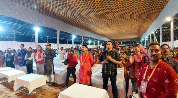 ପଶ୍ଚିମାଞ୍ଚଳ ଏକତା ମଞ୍ଚ ପକ୍ଷରୁ ୧୪ ରାଜ୍ୟ ସ୍ତରୀୟ ସମ୍ବଲପୁରୀ ଦିନ୍ ଶୁଭାରମ୍ଭ ପଶ୍ଚିମାଞ୍ଚଳ ଏକତା ମଞ୍ଚ ପକ୍ଷରୁ ୧୪ ରାଜ୍ୟ ସ୍ତରୀୟ ସମ୍ବଲପୁରୀ ଦିନ୍ ଶୁଭାରମ୍ଭ
