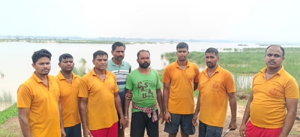 ନଦୀ ପଠା ରୁ ଯୁବକ ଉଦ୍ଧାର