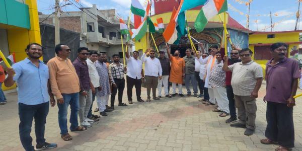 ଖଡ଼ିଆଳରେ ହର ଘର ତ୍ରିରଙ୍ଗା ବାଇକ୍ ଯାତ୍ରା