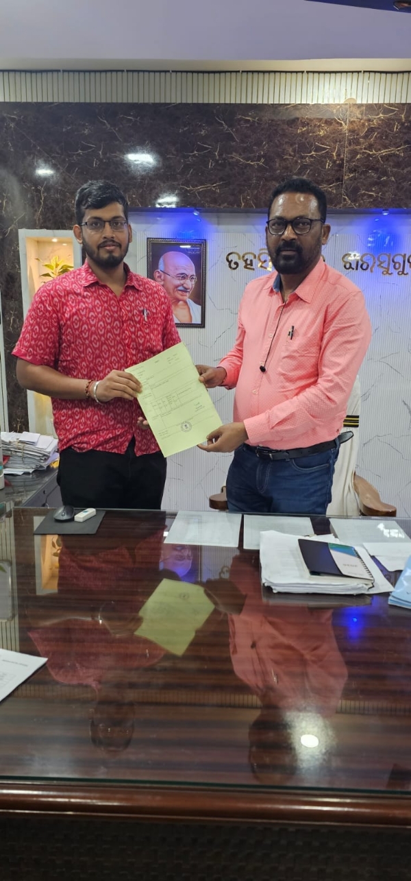 Jammi patta to Hockey association