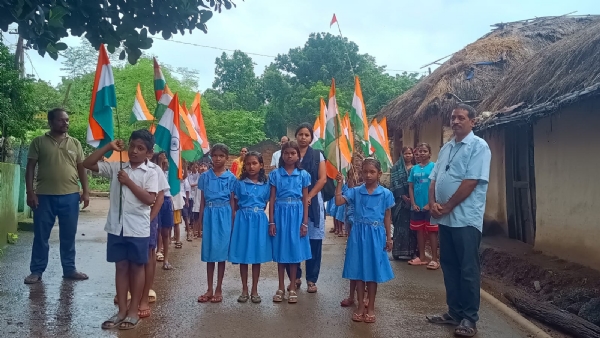 ତ୍ରିରଙ୍ଗା ଶୋଭାଯାତ୍ରା ତ୍ରିରଙ୍ଗା ଶୋଭାଯାତ୍ରା
