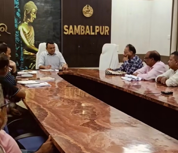 ଜିଲ୍ଲାପାଳଙ୍କ କାର୍ଯ୍ୟାଳୟରେ ଚାଷୀ ଓ ପ୍ରଶାସନ ମଧ୍ୟରେ ଏକ ଗୁରୁତ୍ୱପୂର୍ଣ୍ଣ ଆଲୋଚନା