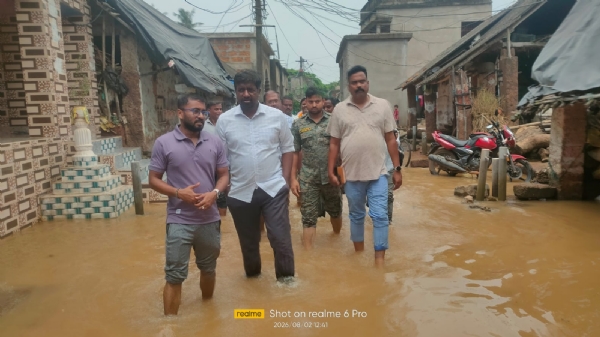 ପୁରୀ ଜିଲ୍ଲା ରେ ୧୪ ଟି ପଞ୍ଚାୟତ ର ୧୯ ଟି ଗ୍ରାମ ବନ୍ୟା ପ୍ରଭାବିତ। ପୁରୀ ଜିଲ୍ଲା ରେ ୧୪ ଟି ପଞ୍ଚାୟତ ର ୧୯ ଟି ଗ୍ରାମ ବନ୍ୟା ପ୍ରଭାବିତ।