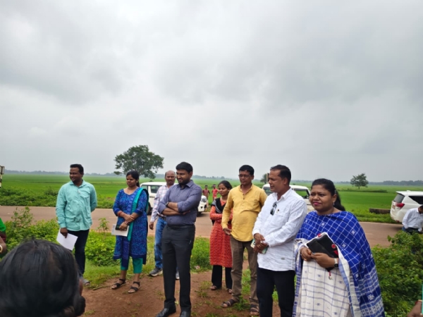 କୋରାପୁଟ ଜିଲ୍ଲାପାଳଙ୍କ କୋଟପାଡ଼ ବ୍ଲକ ଗସ୍ତ ଓ ବିଭିନ୍ନ ଅଞ୍ଚଳ ପରିଦର୍ଶନ