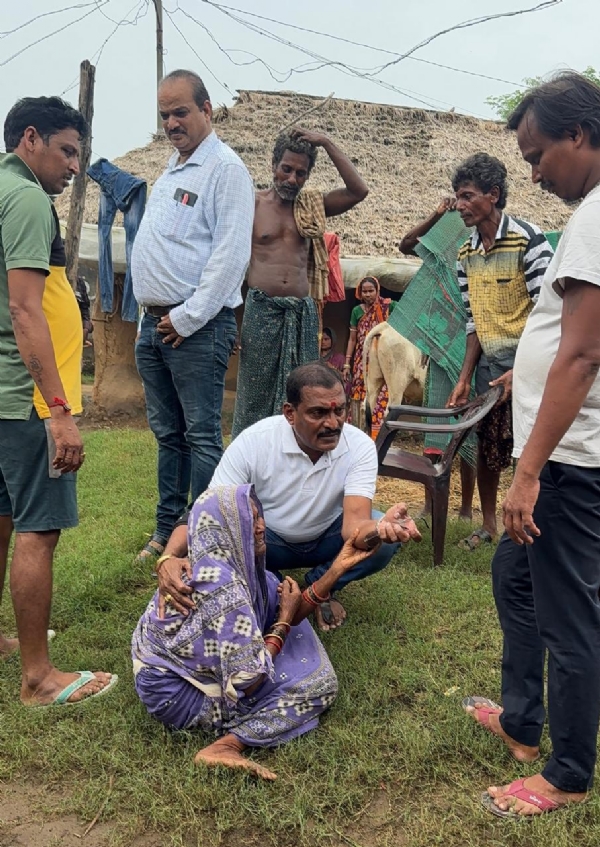 ସାନ୍ତ୍ୱନା ପ୍ରଦାନ