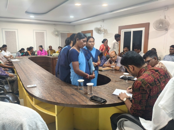 Joint public grievance at Laikera