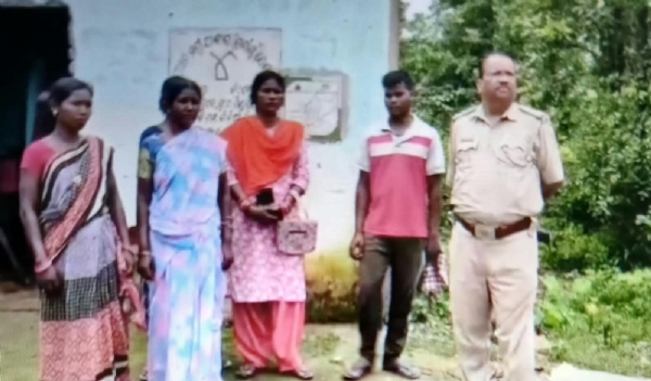 ଶ୍ୱଶୁରକୁ କଟୁରିରେ ହାଣି ହତ୍ୟା ଅଭିଯୋଗରେ ଜ୍ୱାଇଁ ଗିରଫ ଶ୍ୱଶୁରକୁ କଟୁରିରେ ହାଣି ହତ୍ୟା ଅଭିଯୋଗରେ ଜ୍ୱାଇଁ ଗିରଫ