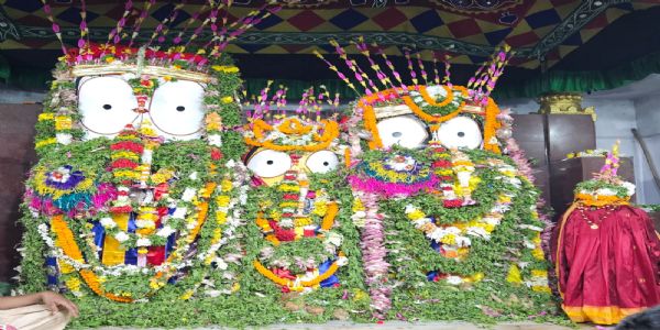 ଆଜି ପବିତ୍ର ଗହ୍ମା ପୂର୍ଣ୍ଣିମା ଓ ରକ୍ଷା ବନ୍ଧନ ବଡ଼ ଠାକୁର ଶ୍ରୀ ଶ୍ରୀ ସିଦ୍ଧ ବଳଦେବଜୀଉଙ୍କ ଜନ୍ମ ଉତ୍ସବ