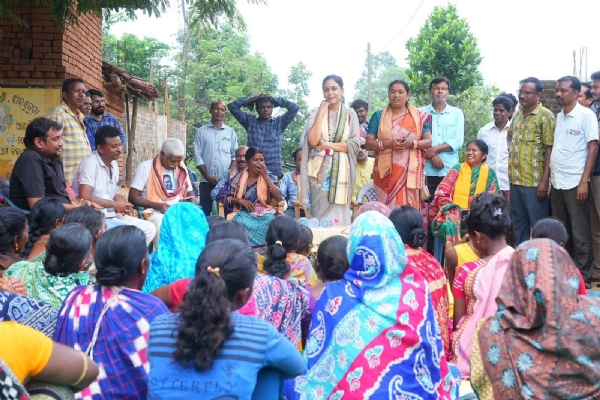 EX mla Dipali Das visit and solve the problem EX mla Dipali Das visit and solve the problem