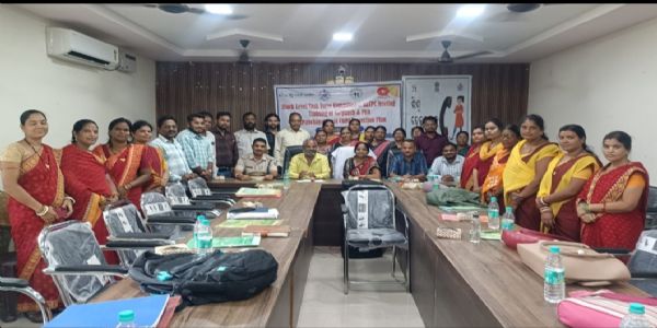 ବଙ୍ଗୋମୁଣ୍ଡା ବ୍ଲକ୍ ଠାରେ ଗ୍ରାମ ପଂଚାୟତ ବିକାଶ ପାଣ୍ଠି ଓ ପଞ୍ଚାୟତ ସ୍ତରୀୟ ଶିଶୁ ସୁରକ୍ଷା ର ଯୋଜନା ପ୍ରସ୍ତୁତି ତାଲିମ। ଅନଟାଏଡ ପାଣ୍ଠି ର ୫ % ଅନାଥ ଶିଶୁ ଙ୍କ ପାଇଁ ବଜେଟ୍ ବ୍ୟବସ୍ଥା ରଖନ୍ତୁ - ପ୍ରମୋଦ ବଗର୍ତ୍ତୀ