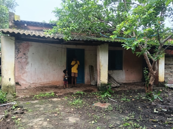 ୩୦ ବର୍ଷର ପୁରୁଣା କମ୍ୟୁନିଟି ସେଣ୍ଟର ଜରାଜୀର୍ଣ୍ଣ, ମରାମତି ଦାବି ୩୦ ବର୍ଷର ପୁରୁଣା କମ୍ୟୁନିଟି ସେଣ୍ଟର ଜରାଜୀର୍ଣ୍ଣ, ମରାମତି ଦାବି