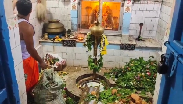 ଦେବ ଦେବ ମହାଦେବଙ୍କ ଚଳିତ ବର୍ଷର ପ୍ରଥମ ଜଳାଭିଷେକ