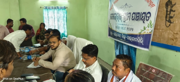 ତେଲରାଇ ଗ୍ରାମପଞ୍ଚାୟତରେ ପ୍ରଶାସନିକ ଶିବିର: ଲୋକଙ୍କ ସମସ୍ୟା ବୁଝିଲେ ଜିଲ୍ଲାପାଳ, ହେଲା ନଶା ମୁକ୍ତ ଭାରତ ଅଭିଯାନ ଶପଥ ପାଠ