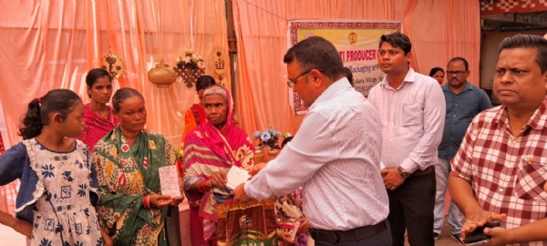 ମାନେଶ୍ବର ବ୍ଲକ ପରିସରରେ ଜନ ଅଭିଯୋଗ ଶୁଣାଣି ମାନେଶ୍ବର ବ୍ଲକ ପରିସରରେ ଜନ ଅଭିଯୋଗ ଶୁଣାଣି