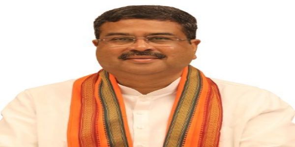 ସମ୍ବଲପୁରରେ ସି-ଡାକ ଆଞ୍ଚଳିକ କେନ୍ଦ୍ର ଓ ଏସଟିପିଆଇ ସମ୍ପ୍ରସାରଣ ପାଇଁ ଅଶ୍ୱିନୀ ବୈଷ୍ଣବଙ୍କୁ ଧର୍ମେନ୍ଦ୍ର ପ୍ରଧାନଙ୍କ ଅନୁରୋଧ