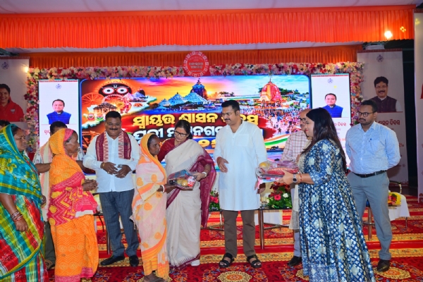 ପୁରୀ ମହାନଗର ନିଗମ ପକ୍ଷରୁ ସ୍ବାୟତ୍ତ ଶାସନ ଦିବସ ପାଳିତ।
