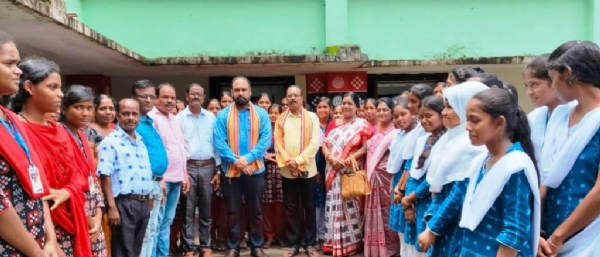 AGARPADA WOMENS COLLAGE VISITED BY BHADRAK MLA AGARPADA WOMENS COLLAGE VISITED BY BHADRAK MLA