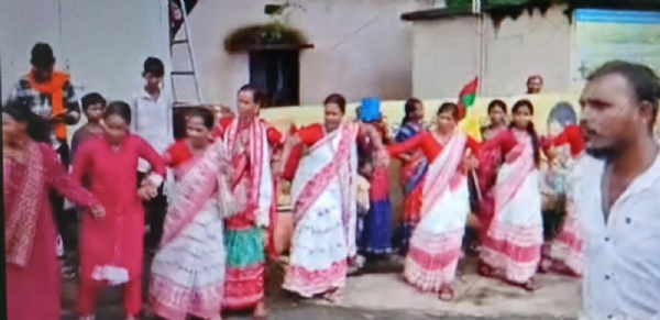 ରେଢାଖୋଲରେ ପାଳିତ ହେଲା ବିଶ୍ୱ ଆଦିବାସୀ ଦିବସ, ବିରାଟ ରାଲିରେ ସାମିଲ ହେଲେ ଶତାଧିକ ଆଦିବାସୀ ରେଢାଖୋଲରେ ପାଳିତ ହେଲା ବିଶ୍ୱ ଆଦିବାସୀ ଦିବସ, ବିରାଟ ରାଲିରେ ସାମିଲ ହେଲେ ଶତାଧିକ ଆଦିବାସୀ