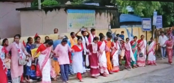 ରେଢାଖୋଲରେ ପାଳିତ ହେଲା ବିଶ୍ୱ ଆଦିବାସୀ ଦିବସ, ବିରାଟ ରାଲିରେ ସାମିଲ ହେଲେ ଶତାଧିକ ଆଦିବାସୀ ରେଢାଖୋଲରେ ପାଳିତ ହେଲା ବିଶ୍ୱ ଆଦିବାସୀ ଦିବସ, ବିରାଟ ରାଲିରେ ସାମିଲ ହେଲେ ଶତାଧିକ ଆଦିବାସୀ