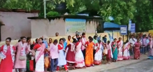 ରେଢାଖୋଲରେ ପାଳିତ ହେଲା ବିଶ୍ୱ ଆଦିବାସୀ ଦିବସ, ବିରାଟ ରାଲିରେ ସାମିଲ ହେଲେ ଶତାଧିକ ଆଦିବାସୀ ରେଢାଖୋଲରେ ପାଳିତ ହେଲା ବିଶ୍ୱ ଆଦିବାସୀ ଦିବସ, ବିରାଟ ରାଲିରେ ସାମିଲ ହେଲେ ଶତାଧିକ ଆଦିବାସୀ