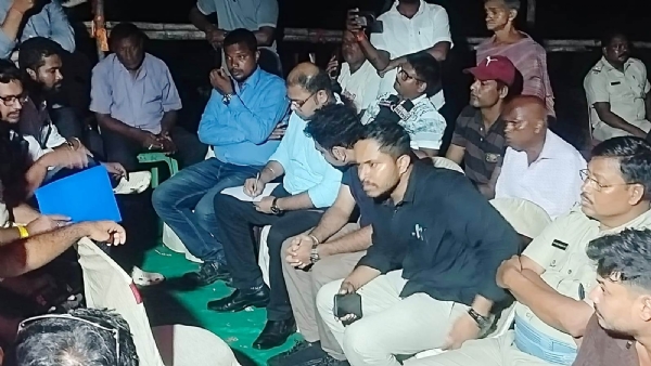 RAIL ROK ANDOLAN PRATYAHRUTA RAIL ROK ANDOLAN PRATYAHRUTA