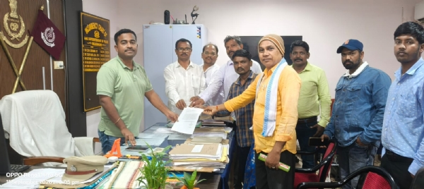 ମାତାଲ ଅବସ୍ଥାରେ ଏ ଏସ ଆଇ ଙ୍କ ବର୍ବରତା ଓ ଅସଭ୍ୟ ବ୍ୟବହାର ବିରୁଦ୍ଧରେ ଦୃଢ଼ କାର୍ଯ୍ୟାନୁଷ୍ଠାନ ପାଇଁ ବିଜୁ ଜନତା ଦଳ ପକ୍ଷରୁ ଦାବୀ ମାତାଲ ଅବସ୍ଥାରେ ଏ ଏସ ଆଇ ଙ୍କ ବର୍ବରତା ଓ ଅସଭ୍ୟ ବ୍ୟବହାର ବିରୁଦ୍ଧରେ ଦୃଢ଼ କାର୍ଯ୍ୟାନୁଷ୍ଠାନ ପାଇଁ ବିଜୁ ଜନତା ଦଳ ପକ୍ଷରୁ ଦାବୀ
