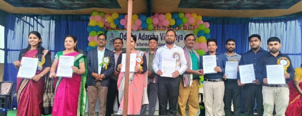 *ପ୍ରତିଭାର ଆଲୋକରେ ଉଦ୍ଭାସିତ ହେଲା ପଥରଚେପା ଆଦର୍ଶ ବିଦ୍ୟାଳୟର ୧୨ତମ ପ୍ରତିଷ୍ଠା ଦିବସ*