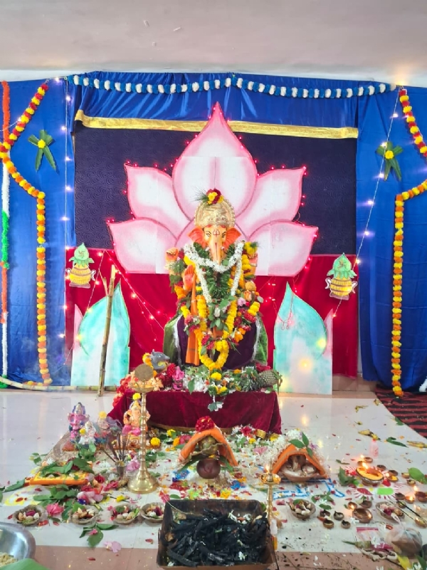 ଜୟପୁର ଠାରେ ଉତ୍ସବ ମଧ୍ୟରେ ଗଣେଷ ପୁଜା ଜୟପୁର ଠାରେ ଉତ୍ସବ ମଧ୍ୟରେ ଗଣେଷ ପୁଜା