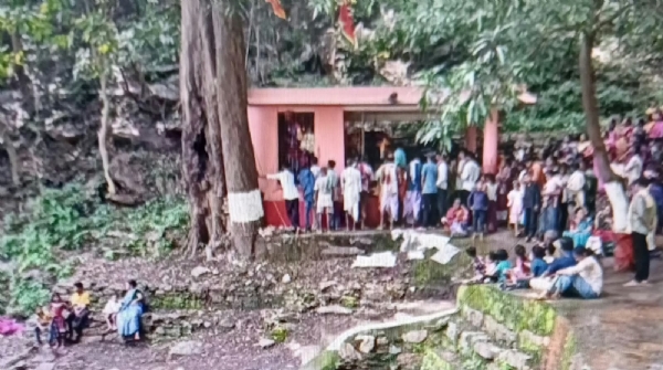 ମାଁ ଶୁଆଣୀ ଦେବୀଙ୍କ ବାର୍ଷିକ ପୂଜାତ୍ସୋବ ମାଁ ଶୁଆଣୀ ଦେବୀଙ୍କ ବାର୍ଷିକ ପୂଜାତ୍ସୋବ