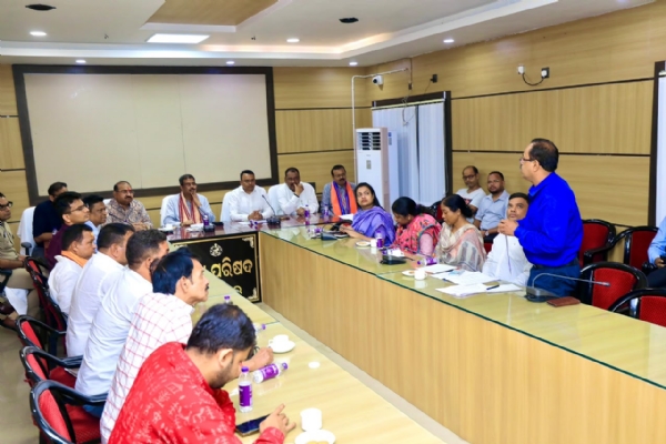 ସେବା ସଂକଳ୍ପ ଅଭିଯାନ ପାଇଁ ସମ୍ବଲପୁରରେ ପ୍ରସ୍ତୁତି ବୈଠକ