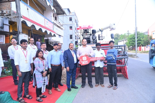 ମାଲକାନଗିରିରେ ପଞ୍ଜାବ ନ୍ୟାସନାଲ ବ୍ୟାଙ୍କର ନୂତନ ଏଟିଏମ୍ ଉଦ୍ଘାଟନ କଲେ ଜିଲ୍ଲାପାଳ; ହିତାଧିକାରୀଙ୍କୁ ସହାୟତା ବଣ୍ଟନ ମାଲକାନଗିରିରେ ପଞ୍ଜାବ ନ୍ୟାସନାଲ ବ୍ୟାଙ୍କର ନୂତନ ଏଟିଏମ୍ ଉଦ୍ଘାଟନ କଲେ ଜିଲ୍ଲାପାଳ; ହିତାଧିକାରୀଙ୍କୁ ସହାୟତା ବଣ୍ଟନ