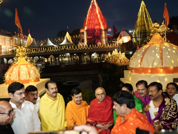 महाकाल से मांगा देशवासियों की सुख-समृद्धि का आशीर्वाद