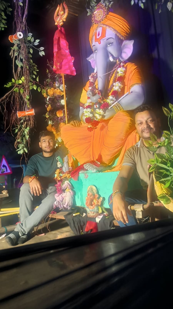 କୋଲାବିରା ସିଦ୍ଧି ବିନାୟକ କ୍ଲବର ଗଣେଶ ବିସର୍ଜନ ଉତ୍ସବ କୋଲାବିରା ସିଦ୍ଧି ବିନାୟକ କ୍ଲବର ଗଣେଶ ବିସର୍ଜନ ଉତ୍ସବ