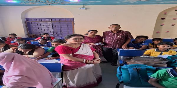କୁଇଜ୍ ପ୍ରତିଯୋଗିତାରେ ୨,୨୦୦ ଛାତ୍ରଛାତ୍ରୀଙ୍କ ଅଂଶଗ୍ରହଣ
