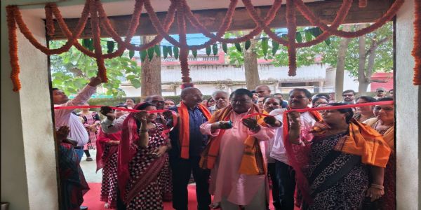 ସୁନ୍ଦରଗଡ଼ରେ ସାଧାରଣ     ସାମଗ୍ରୀ ବିତରଣ କେନ୍ଦ୍ରର ଶୁଭ ଉଦ୍ଘାଟନ କଲେ ଜୁଏଲ ଓରାମ