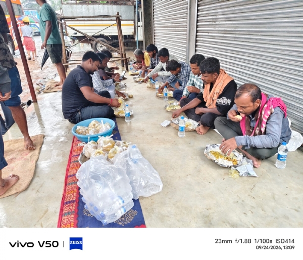 ୩୨୬ ନଂ ଜାତୀୟ ରାଜପଥ ଜଳମଗ୍ନ, ଶତାଧିକ ଗାଡି ଅଟକ, ଫସି ରହିଥିବା