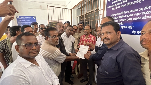 ଭୋଟର ତାଲିକା ହେରଫେର ଅଭିଯୋଗରେ ଜିଲ୍ଲା