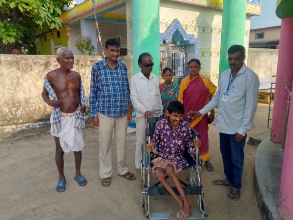 ଅପେକ୍ଷାର ହେଲା ଅନ୍ତ *ଗୁଡଭେଲା ରେଆର୍ ତରଫରୁ ଦିବ୍ଯାଙ୍ଗ ଜିତେନ୍ଦ୍ରଙ୍କୁ ଟ୍ରାଇ ସାଇକେଲ ପ୍ରଦାନ* ଅପେକ୍ଷାର ହେଲା ଅନ୍ତ *ଗୁଡଭେଲା ରେଆର୍ ତରଫରୁ ଦିବ୍ଯାଙ୍ଗ ଜିତେନ୍ଦ୍ରଙ୍କୁ ଟ୍ରାଇ ସାଇକେଲ ପ୍ରଦାନ*
