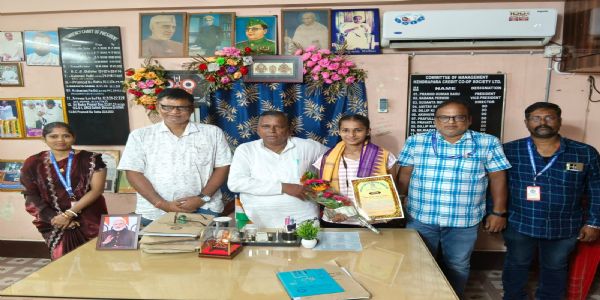 ଯୋଗାଦ୍ୱାରା ମାନସିକ ଦୁଶ୍ଚିନ୍ତା ଦୂର ହୋଇଥାଏ  ଯୋଗ ବାଳିକାଙ୍କୁ