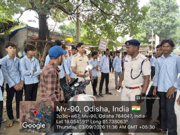 ପୋଲିସ ଓ ପରିବହନ ବିଭାଗ ପକ୍ଷରୁ ଟ୍ରାଫିକ୍ ଯାଞ୍ଚ, ୧୨ ଗାଡ଼ି ବିରୁଦ୍ଧରେ କାର୍ଯ୍ୟାନୁଷ୍ଠାନ