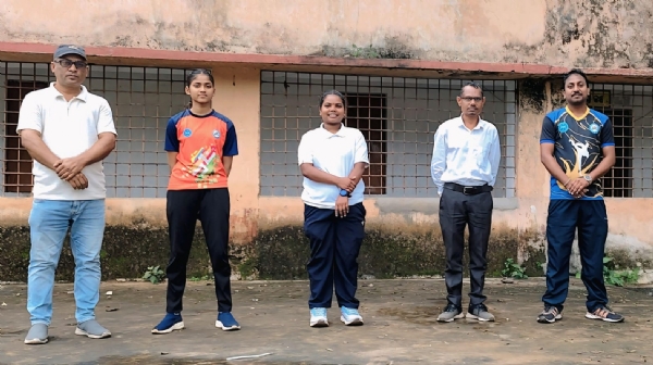 କମିଶନର କଲୋନୀ ସରକାରୀ ଉଚ୍ଚ ବିଦ୍ୟାଳୟରେ କିକ୍ ବକ୍ସିଂ ପ୍ରଶିକ୍ଷଣ
