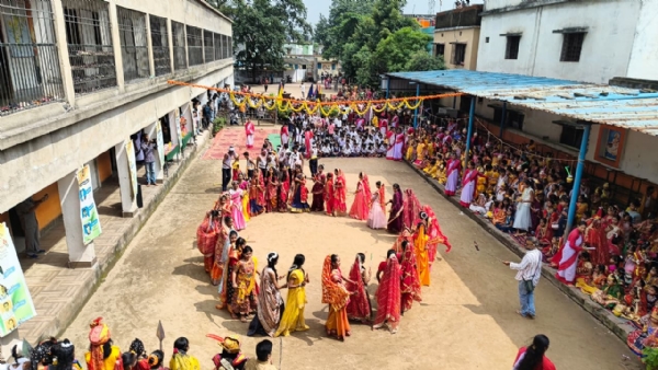 ସରବାହାଲ ସରସ୍ୱତୀ ଶିଶୁ ମନ୍ଦିରରେ ଭକ୍ତିମୟ ପରିବେଶରେ ସରବାହାଲ ସରସ୍ୱତୀ ଶିଶୁ ମନ୍ଦିରରେ ଭକ୍ତିମୟ ପରିବେଶରେ