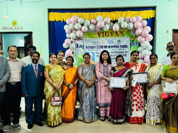 ୧୨ ଶିକ୍ଷକଙ୍କୁ ‘ନେସନ୍ ବିଲ୍ଡର୍ ଆୱାର୍ଡ’ ୧୨ ଶିକ୍ଷକଙ୍କୁ ‘ନେସନ୍ ବିଲ୍ଡର୍ ଆୱାର୍ଡ’