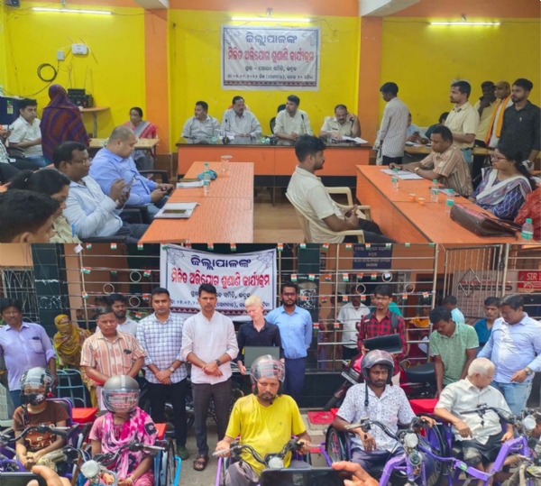 COLLECTOR ABHIJOG SUNANI COLLECTOR ABHIJOG SUNANI